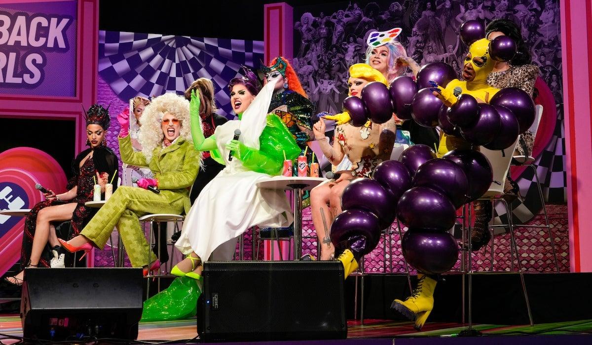 Drag Con header