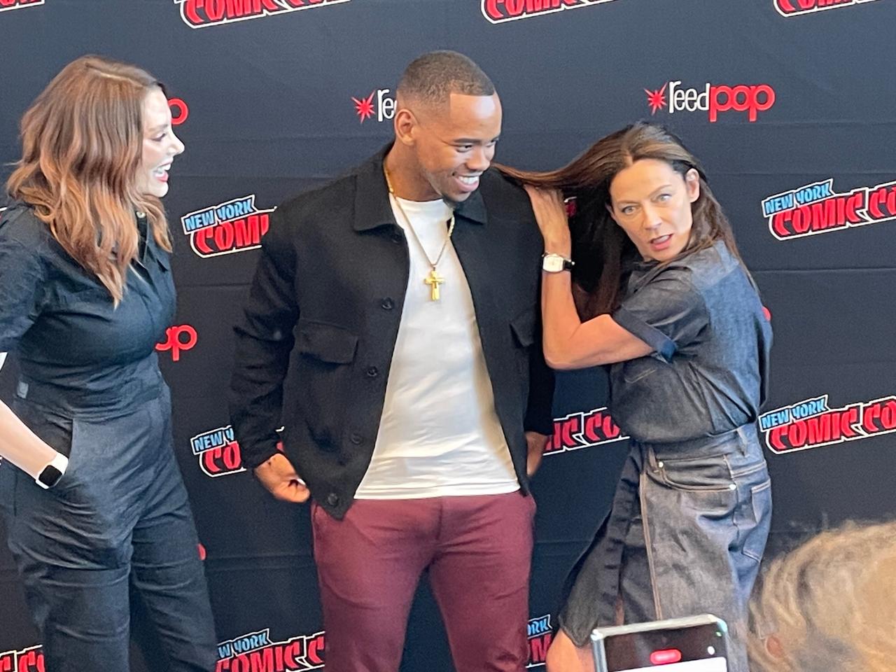 Doom Patrol Cast Fool Around at NYCC