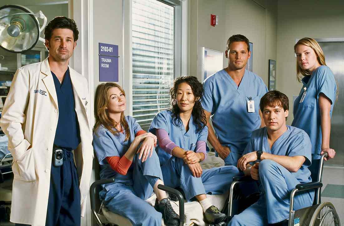 A promotional image of the Grey's Anatomy cast