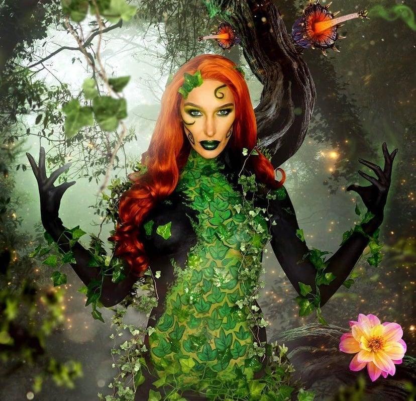 Poison Ivy Cosplays